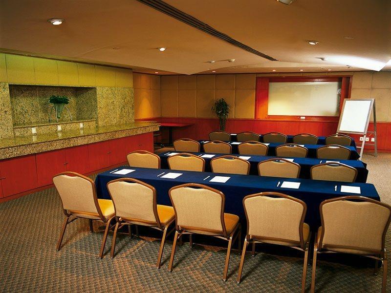 فندق أجنحة يوروستارز زونا روزا مدينة مكسيكو المظهر الخارجي الصورة A typical meeting room